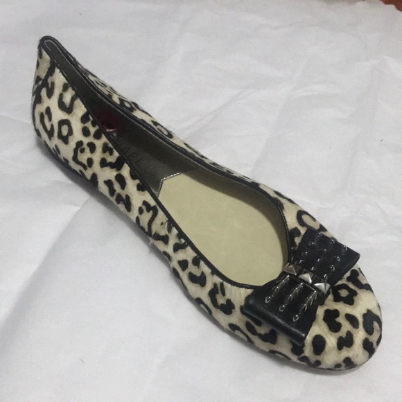 Brand New Michael Kors Super Cute Flats!!! - Picture 1 of 4